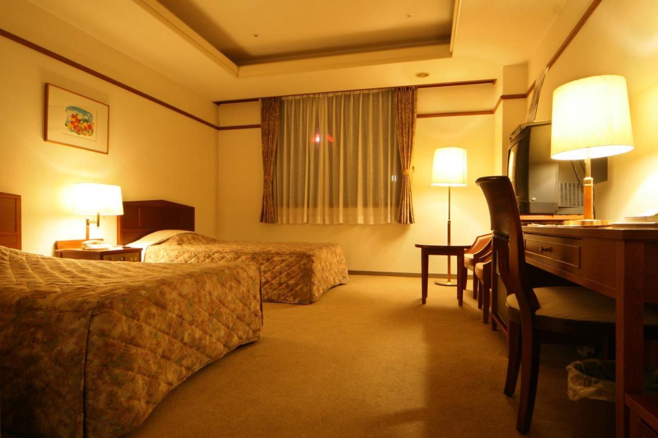 Hotel Danrokan Kofu  Bagian luar foto